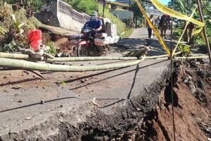 Jalan Ambles: Ancaman Tersembunyi di Bawah Aspal