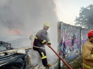 Kebakaran Pabrik: Ancaman Tersembunyi di Balik Gemerlap Industri