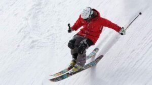 Menjelajahi Keajaiban Es dan Salju: Daftar Olahraga Musim Dingin Populer yang Memacu Adrenalin