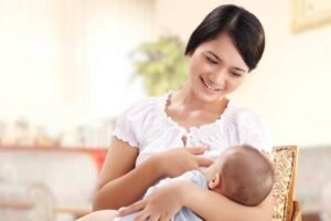 Menyusui: Investasi Terbaik untuk Kesehatan Ibu dan Bayi