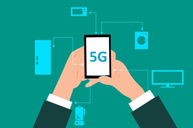 Revolusi 5G: Lebih dari Sekadar Kecepatan Internet yang Lebih Cepat