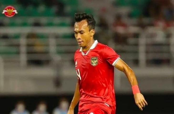 Tentu, mari kita susun artikel tentang pemain debutan tim nasional.