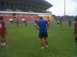 Tentu saja, mari kita bahas tuntas tentang pemain cadangan dalam dunia olahraga!