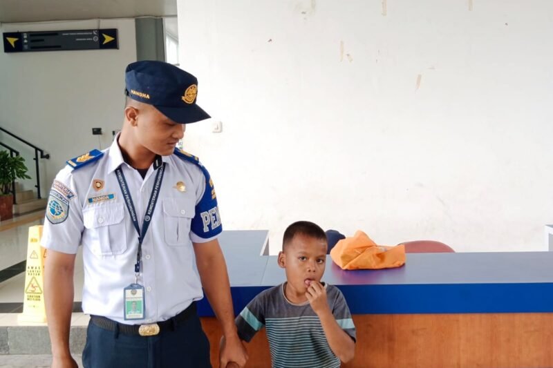Anak Terlantar: Bayang-Bayang di Tengah Gemerlapnya Negeri