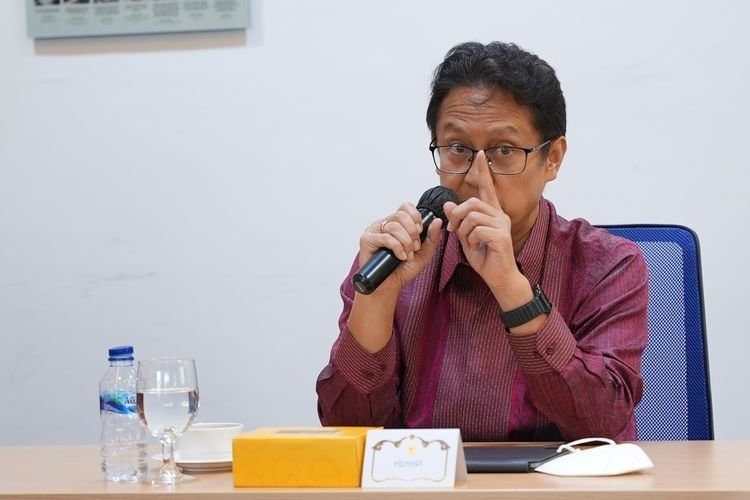 Klarifikasi Kesehatan: Memilah Fakta dari Fiksi di Era Informasi