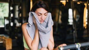 Mitos Cedera Olahraga yang Salah: Menyingkap Fakta di Balik Pemulihan yang Optimal