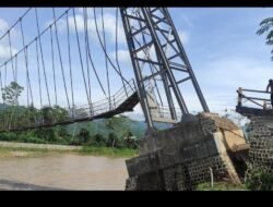 Jembatan Ambruk: Tragedi dan Pertanyaan yang Mengemuka